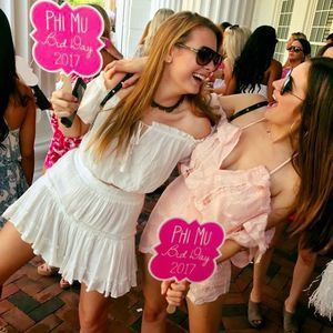 Meet your Posher, Caroline